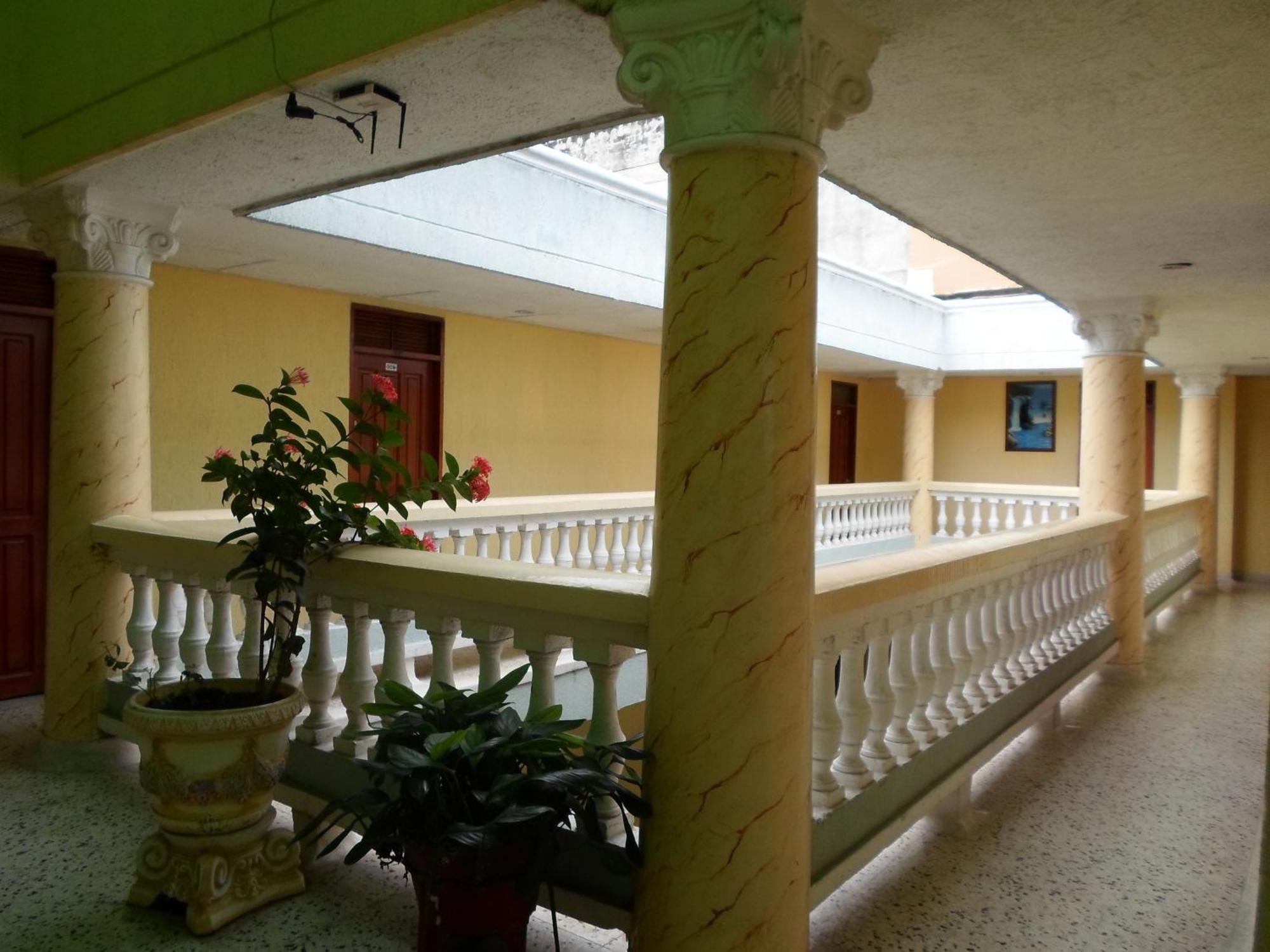 Hotel Colonial Inn Barranquilla  Exterior photo